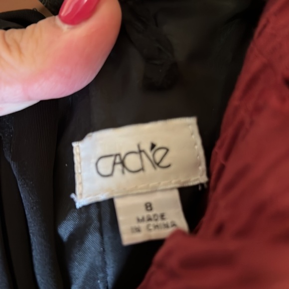 Cache dress with sequence very elegant and classy mid length dress - Picture 3 of 4